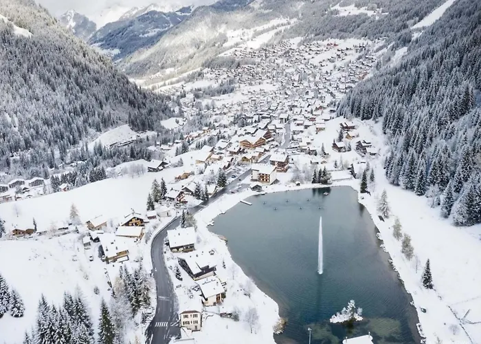 For 4 People With Parking Apartment *